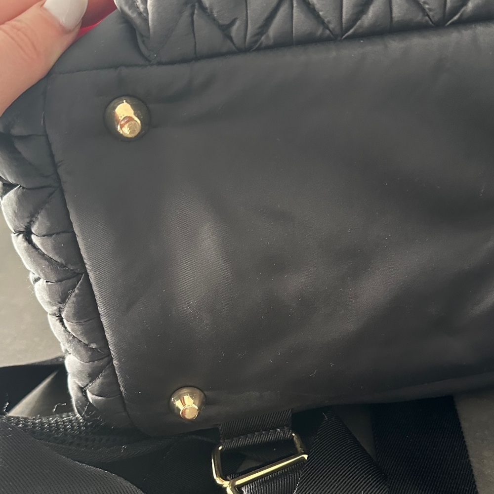 Happ Diaper Bag Black Quilted w Fur Charm & Changing Pad - Picture 5 of 8